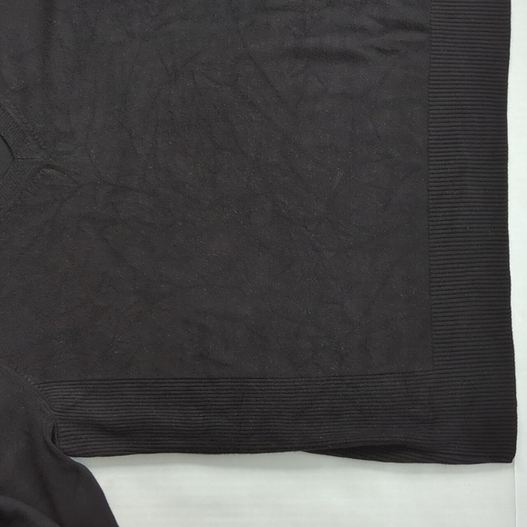 Lane Bryant V Neckline Ribbed Accent Sweater 16 Black - Picture 9 of 12